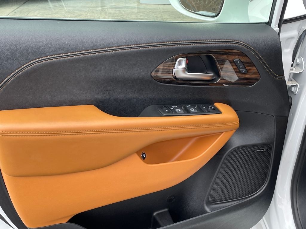 2021 Chrysler Pacifica Hybrid Pinnacle
