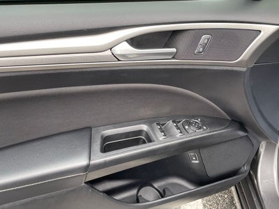 2018 Ford Fusion Hybrid SE