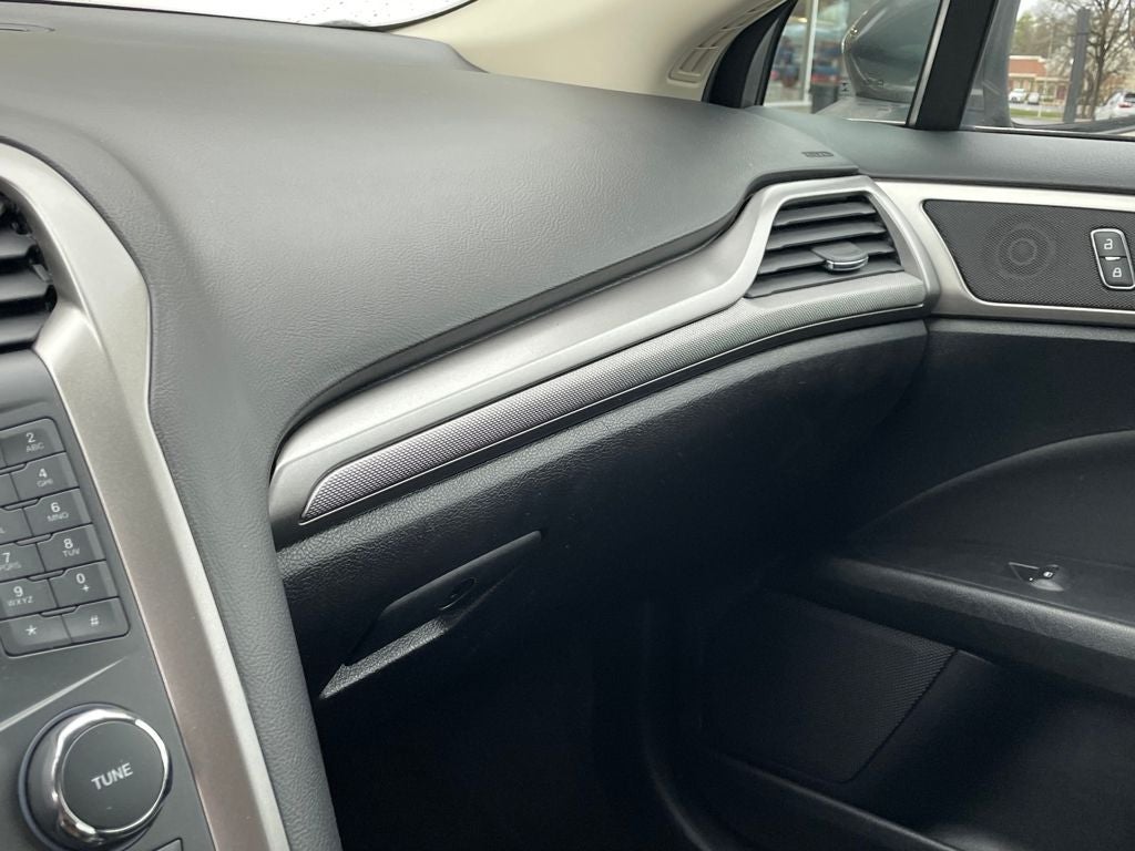 2018 Ford Fusion Hybrid SE