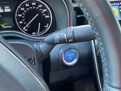 2022 Toyota Avalon Hybrid Limited