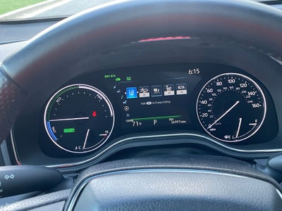 2022 Toyota Avalon Hybrid Limited