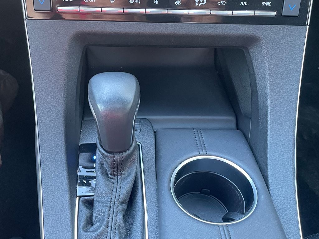 2022 Toyota Avalon Hybrid Limited