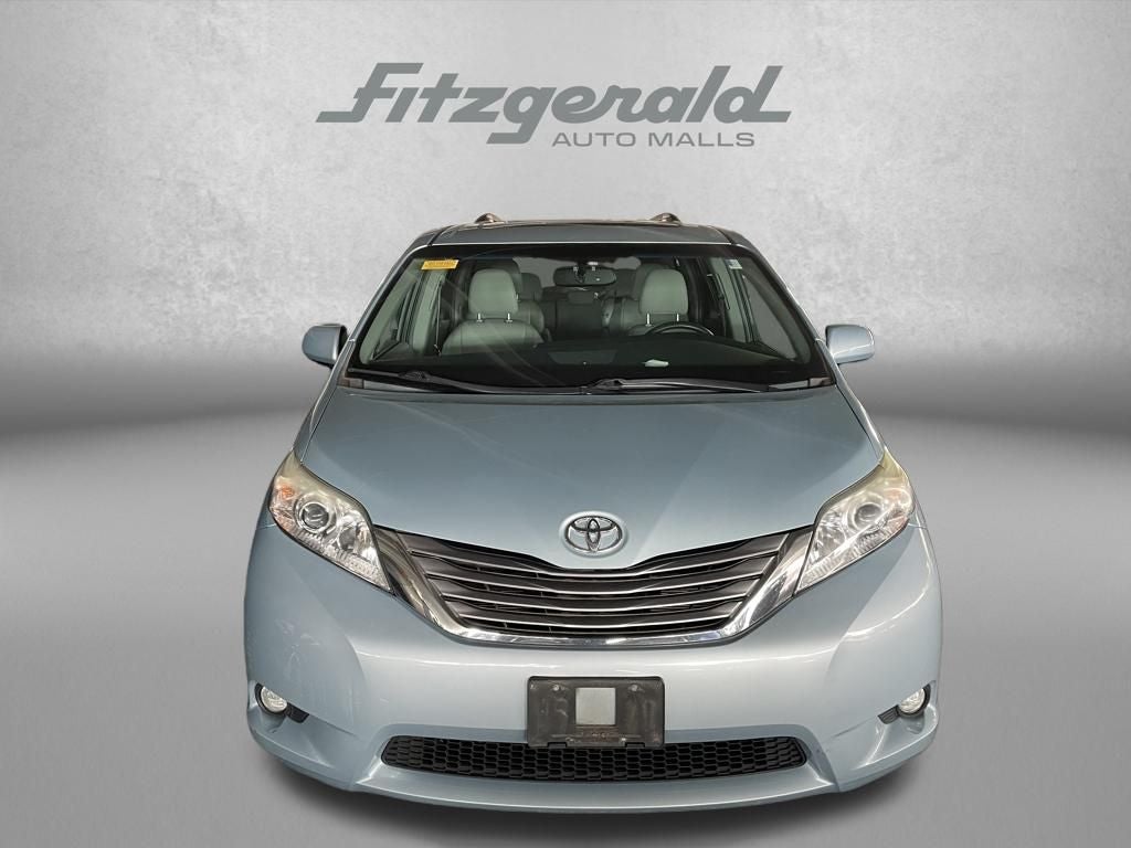 2015 Toyota Sienna XLE Premium 8 Passenger