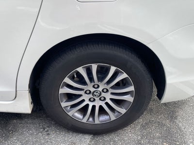 2018 Toyota Sienna XLE 8 Passenger