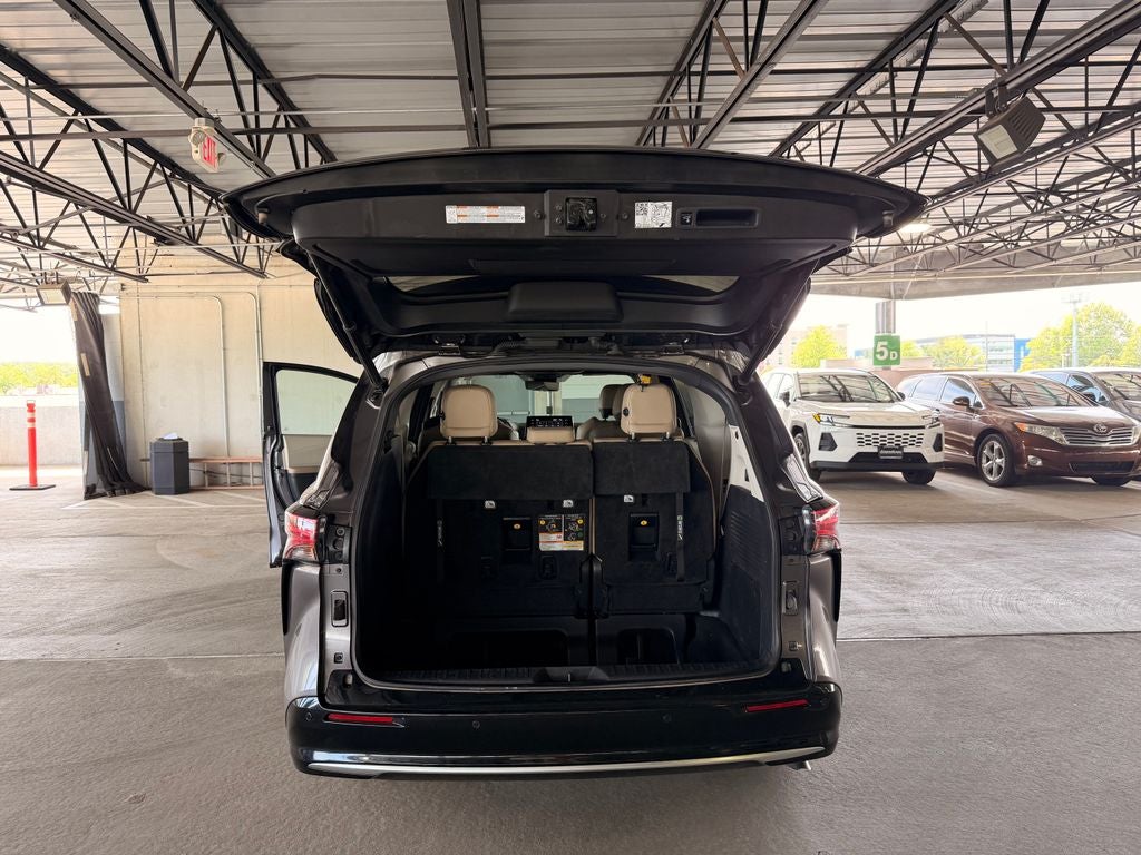 2021 Toyota Sienna Limited 7 Passenger