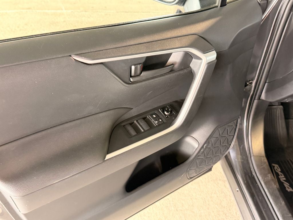 2021 Toyota RAV4 Prime SE