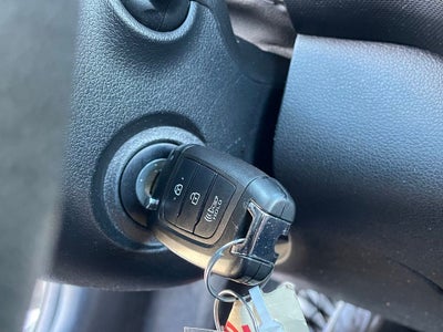 2022 Hyundai Venue SE