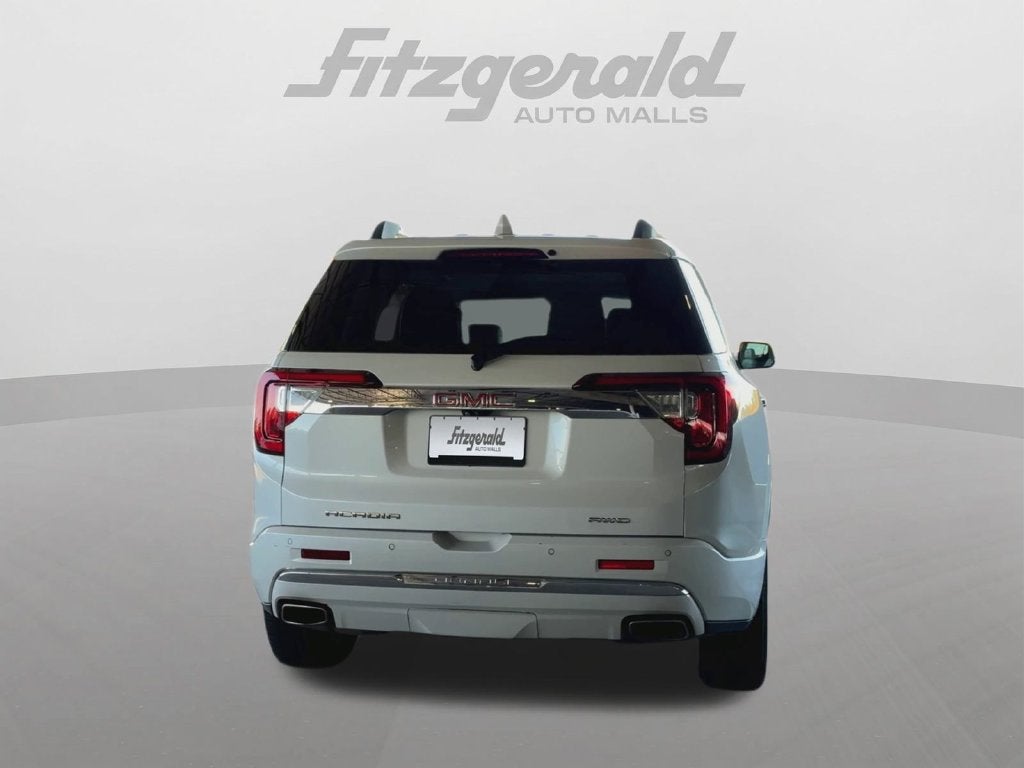 2021 GMC Acadia Denali
