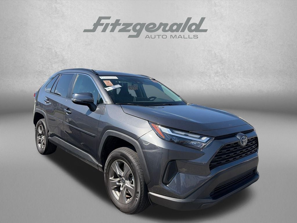 2024 Toyota RAV4 HYBRID LE