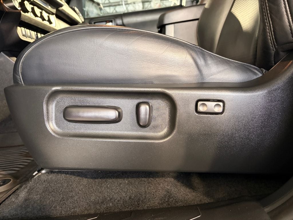 2023 Toyota TACOMA LIMITED Limited V6