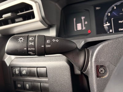 2024 Toyota TACOMA SR5 SR5