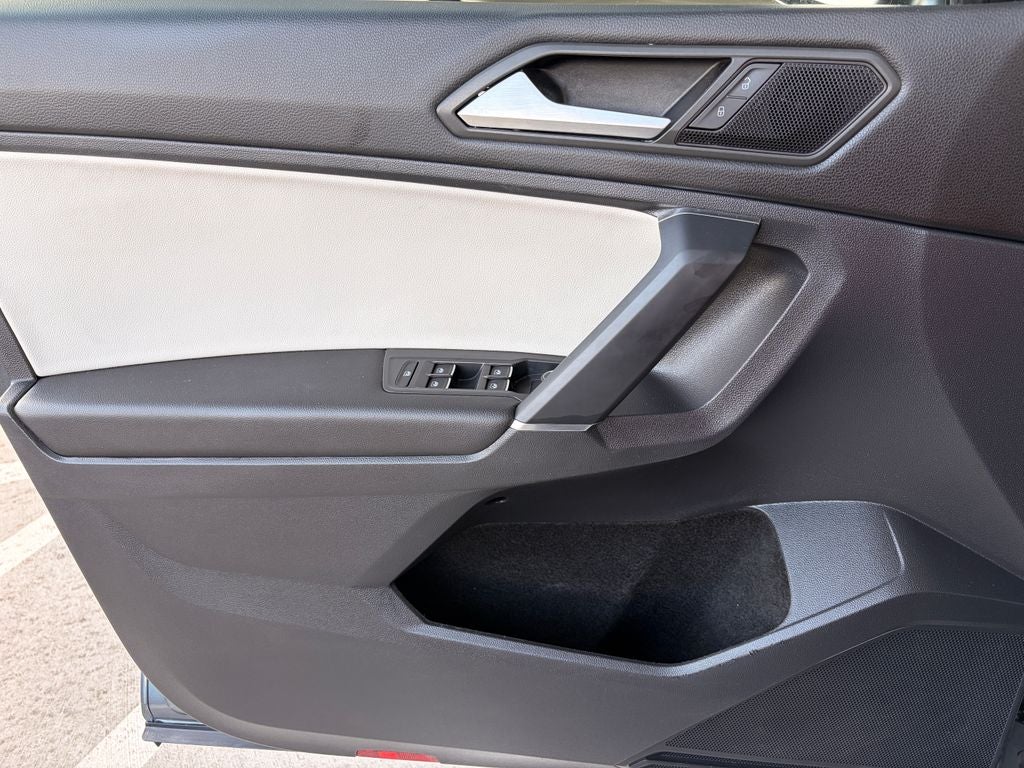 2020 Volkswagen Tiguan 2.0T SE R-Line Black 4Motion