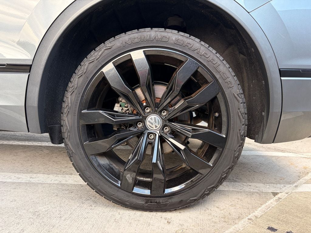 2020 Volkswagen Tiguan 2.0T SE R-Line Black 4Motion