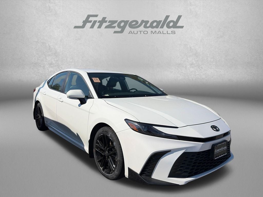 2025 Toyota CAMRY SE