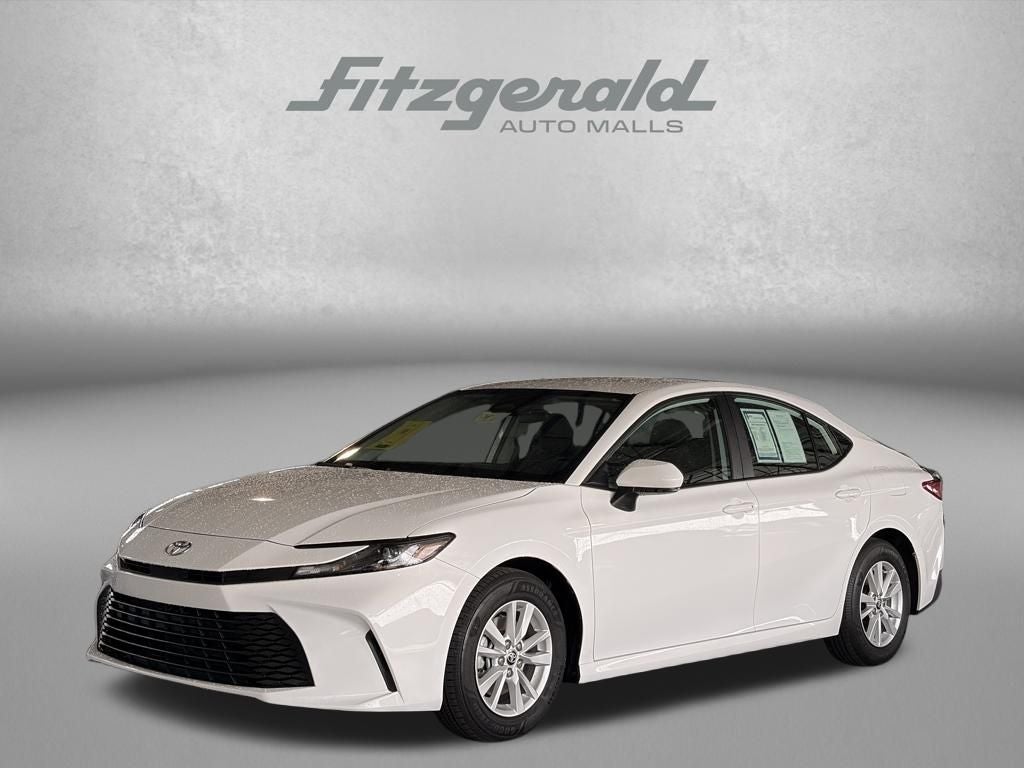 2025 Toyota CAMRY LE