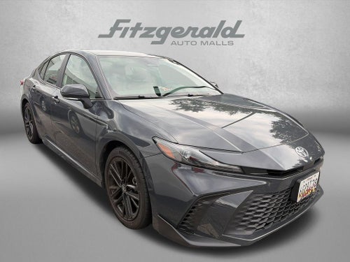 2025 Toyota Camry SE