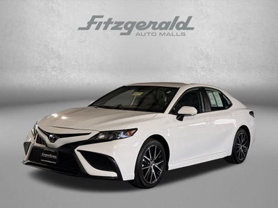 2024 Toyota CAMRY SE