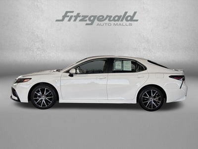 2024 Toyota CAMRY SE