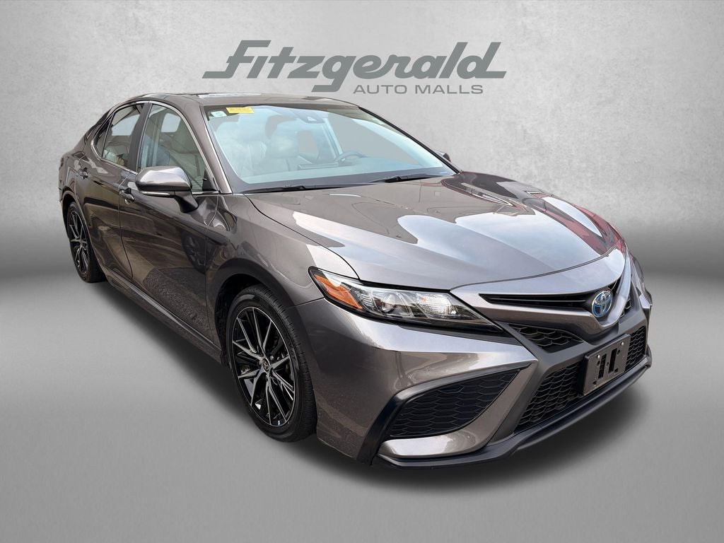 2023 Toyota Camry Hybrid SE