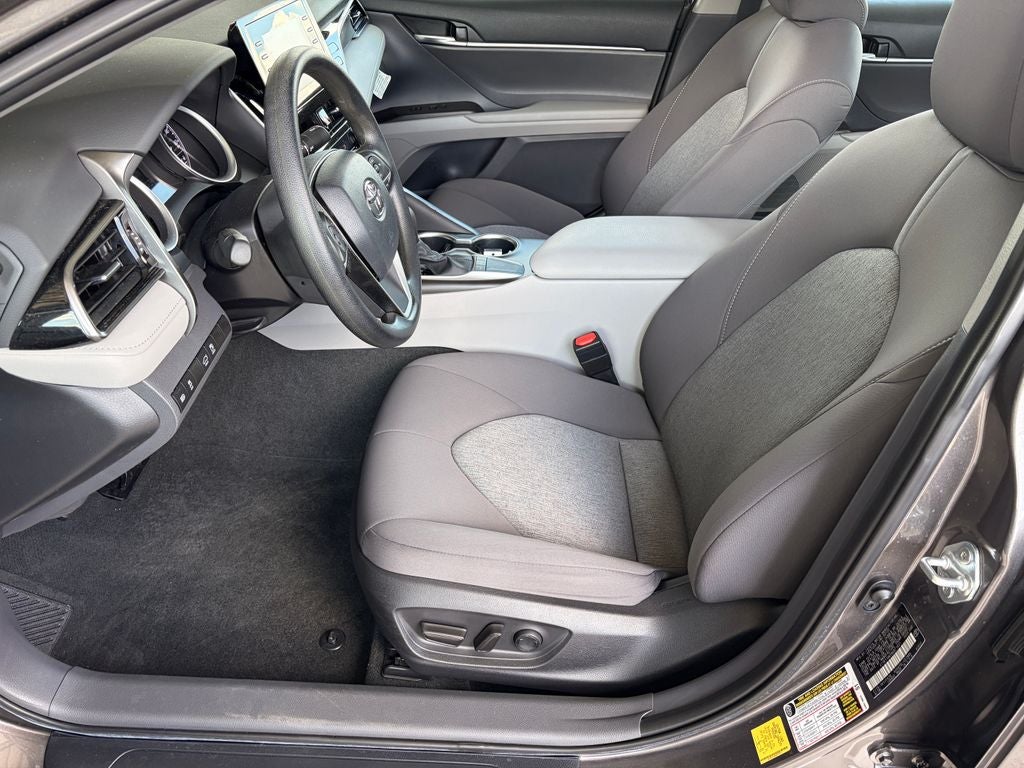 2022 Toyota CAMRY LE