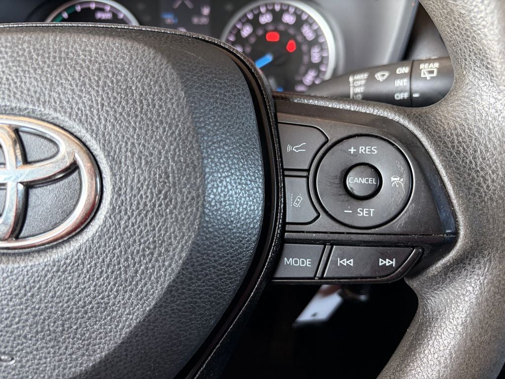 2021 Toyota RAV4 Hybrid LE