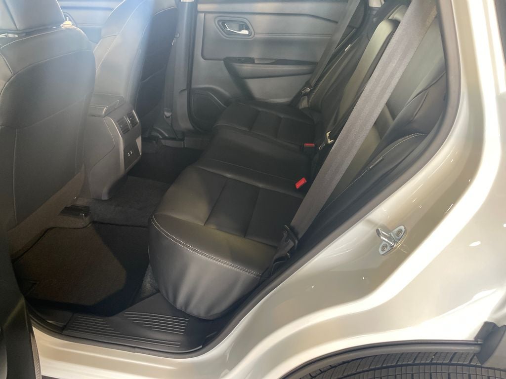 2026 Nissan Rogue SL