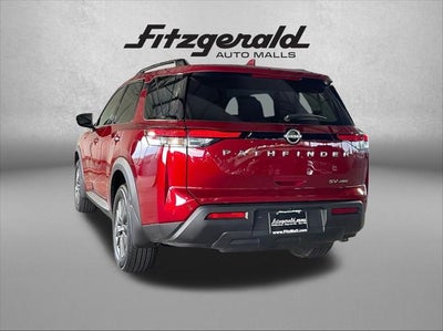 2024 Nissan Pathfinder SV