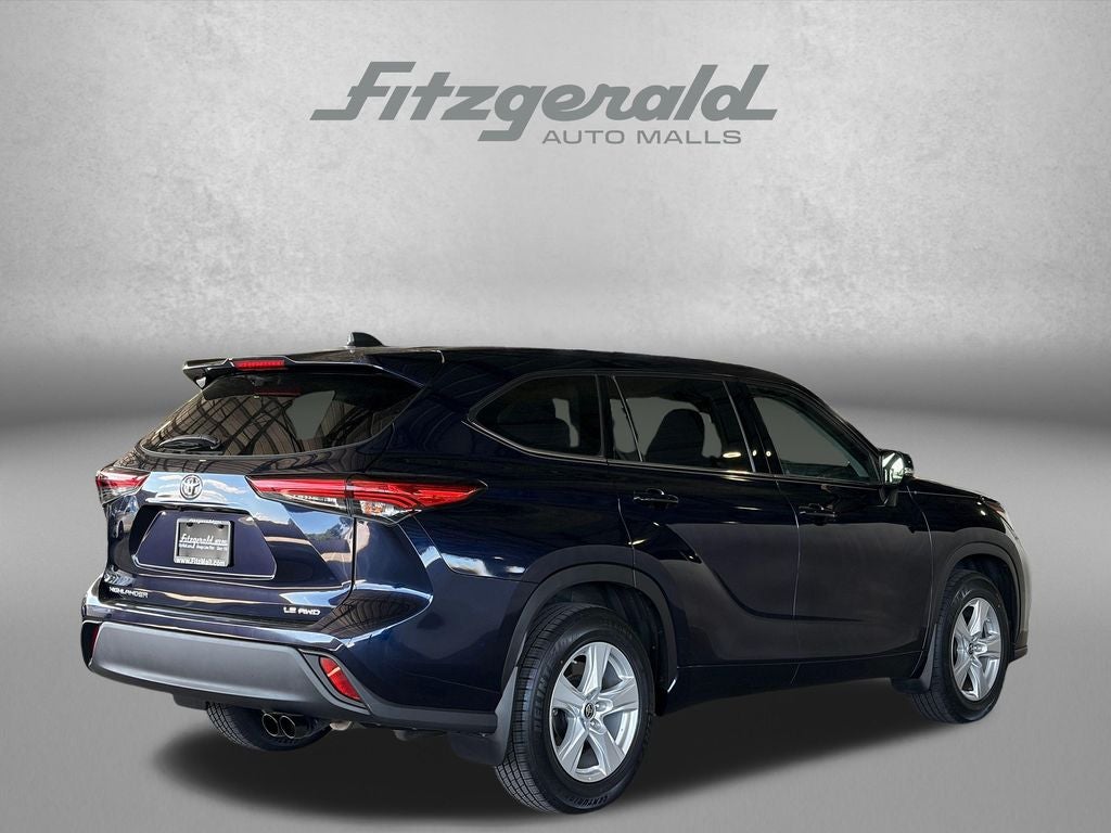 2022 Toyota HIGHLANDER LE