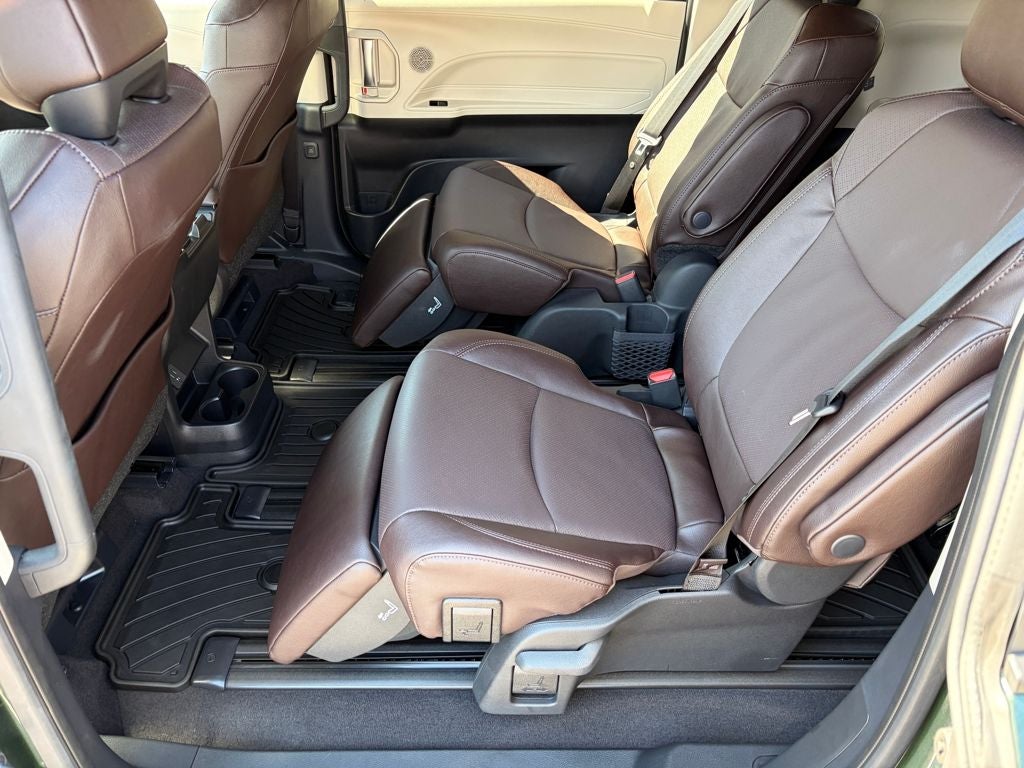 2024 Toyota SIENNA PLT AWD Platinum 7 Passenger