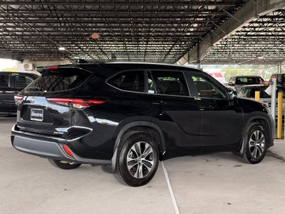 2026 Toyota Highlander XLE
