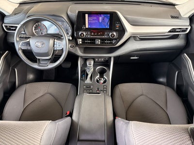 2025 Toyota Highlander LE