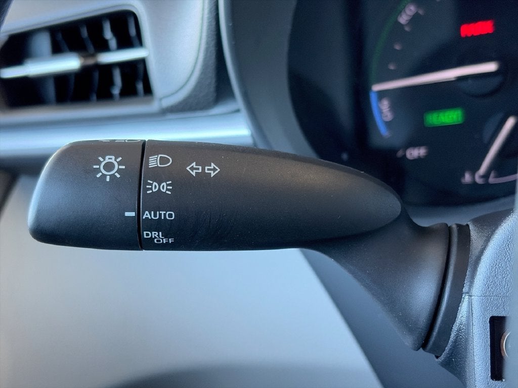 2022 Toyota Sienna LE 8 Passenger
