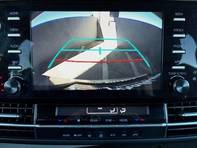 2022 Toyota Sienna LE 8 Passenger