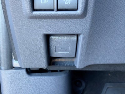 2022 Toyota Sienna LE 8 Passenger