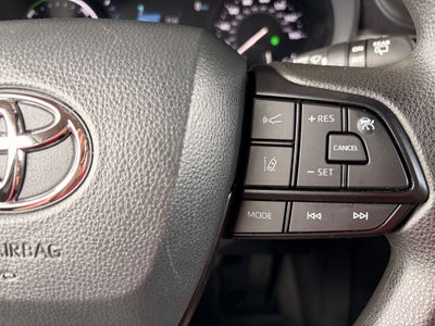 2026 Toyota Sienna LE 8 Passenger