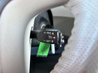 2013 Toyota SIENNA XLE 3.5L XLE 8 Passenger