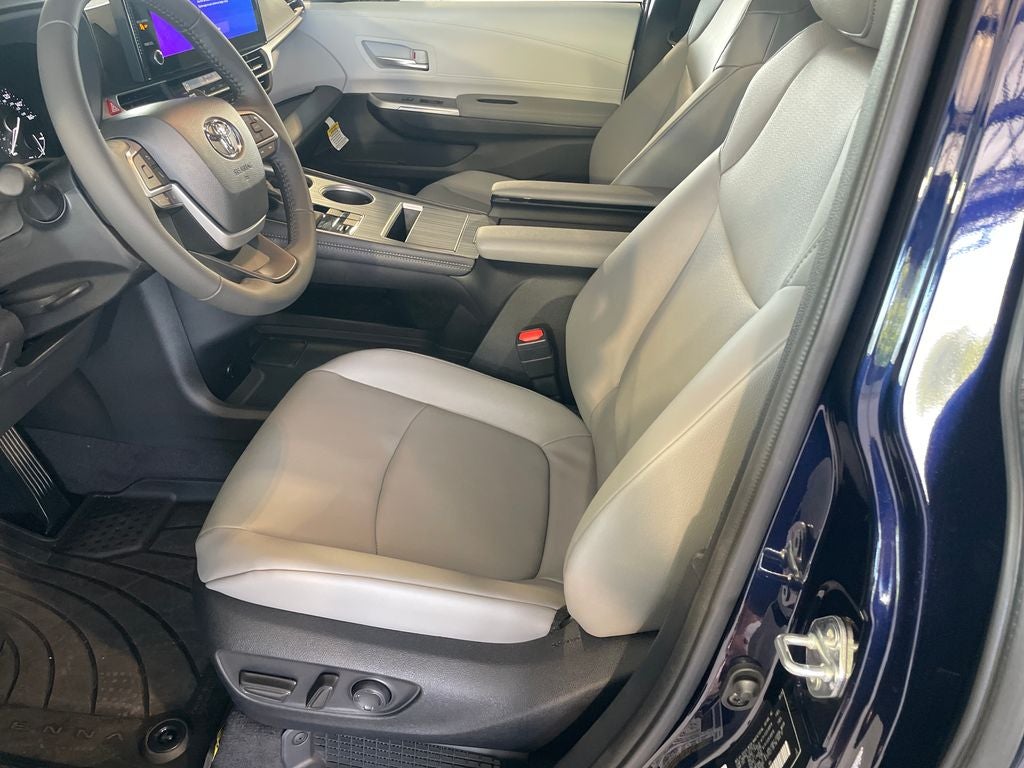 2026 Toyota Sienna XLE 7 Passenger