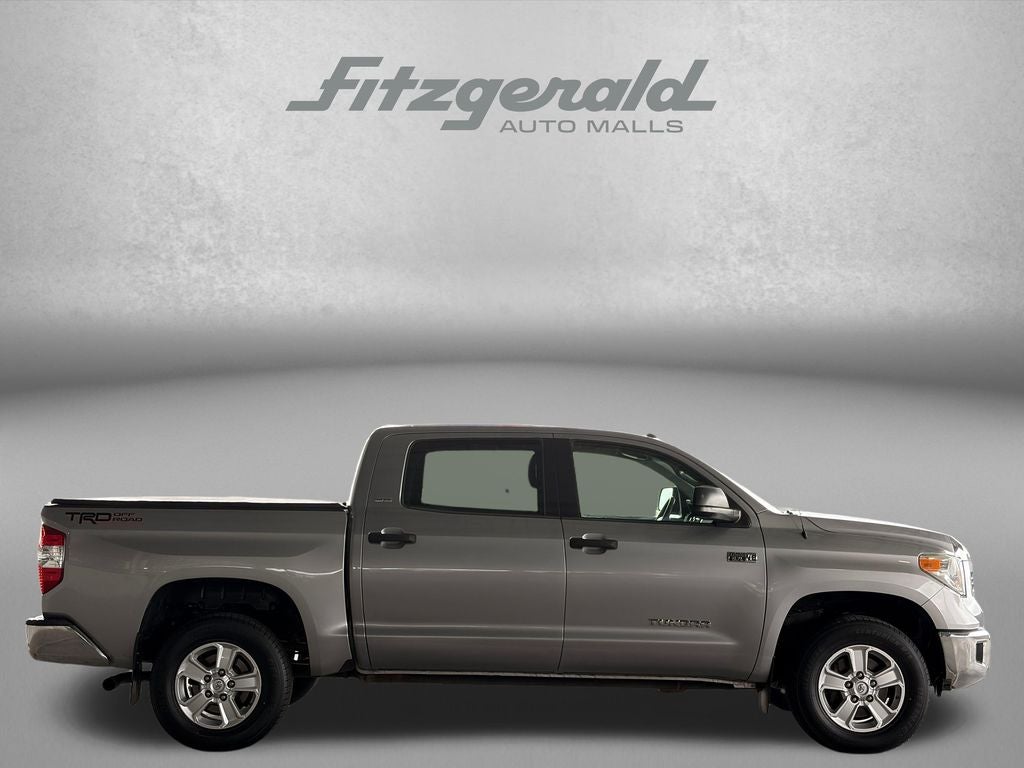 2015 Toyota TUNDRA 4X4 SR5 CrewMax