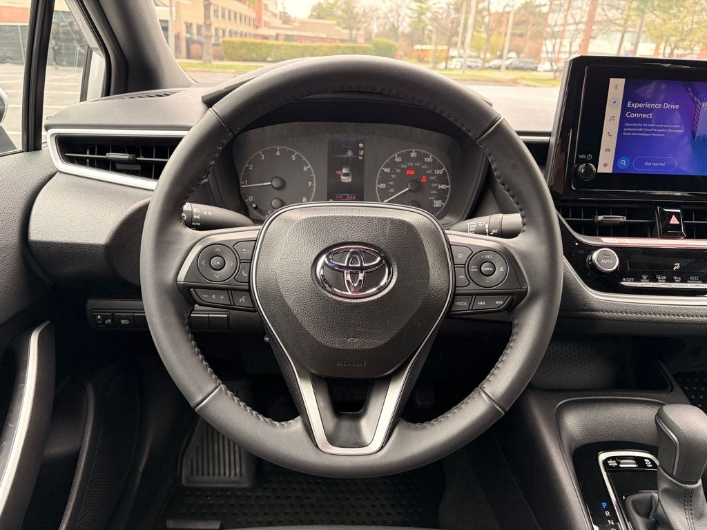 2025 Toyota COROLLA SE