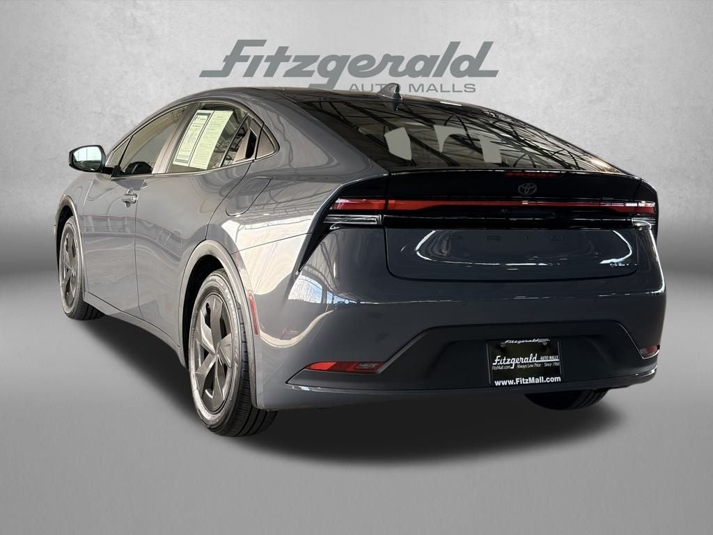 2025 Toyota PRIUS LE