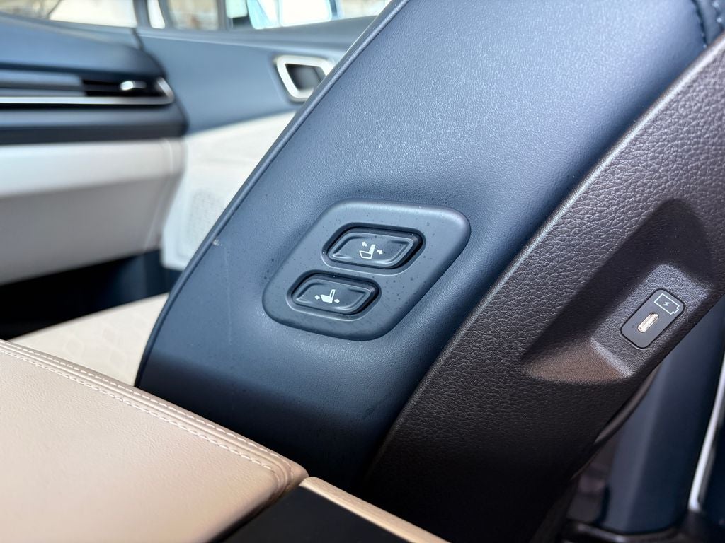 2025 Kia Carnival EX