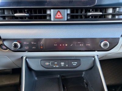 2025 Kia Carnival EX