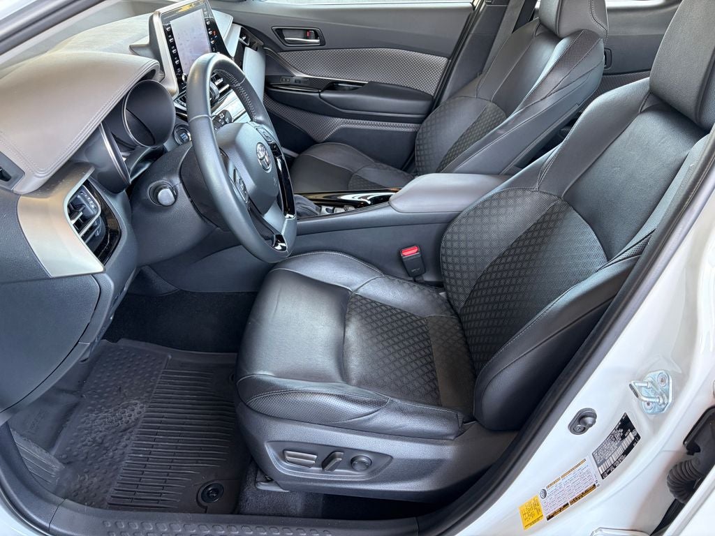2022 Toyota C-HR Limited