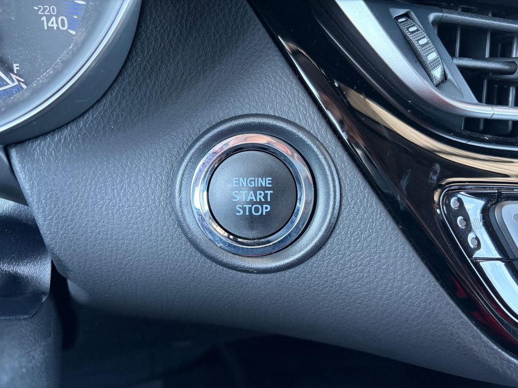 2022 Toyota C-HR Limited