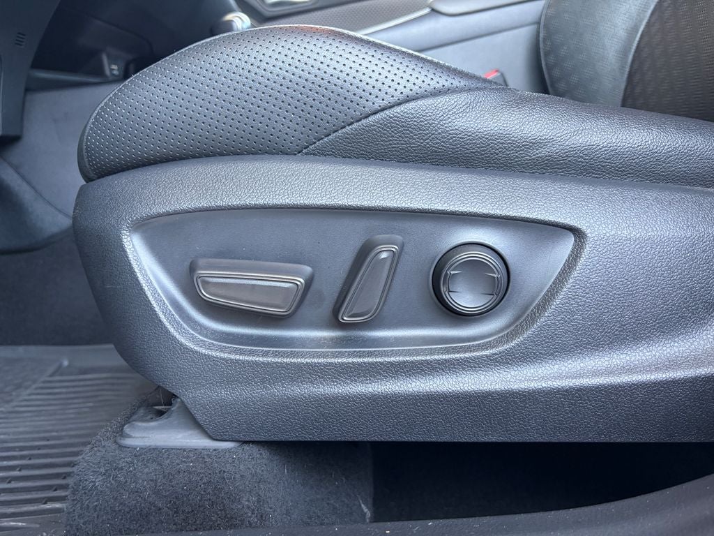 2022 Toyota C-HR Limited
