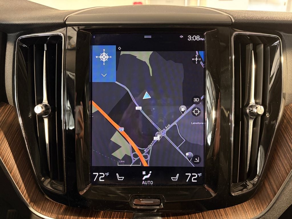 2021 Volvo XC60 T5 Momentum