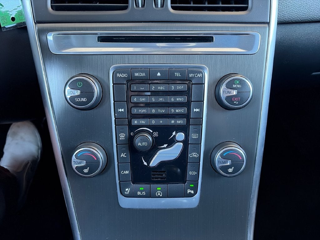 2015 Volvo XC60 T5 Premier Plus