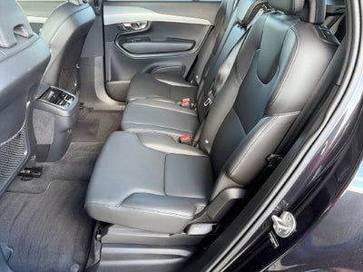 2025 Volvo XC90 B5 Core