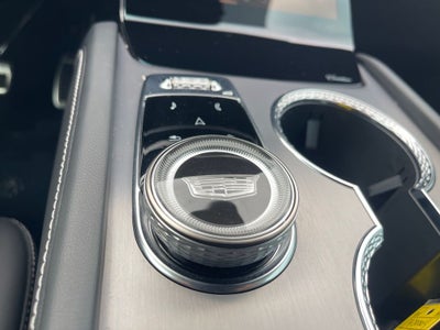 2026 Cadillac VISTIQ Luxury