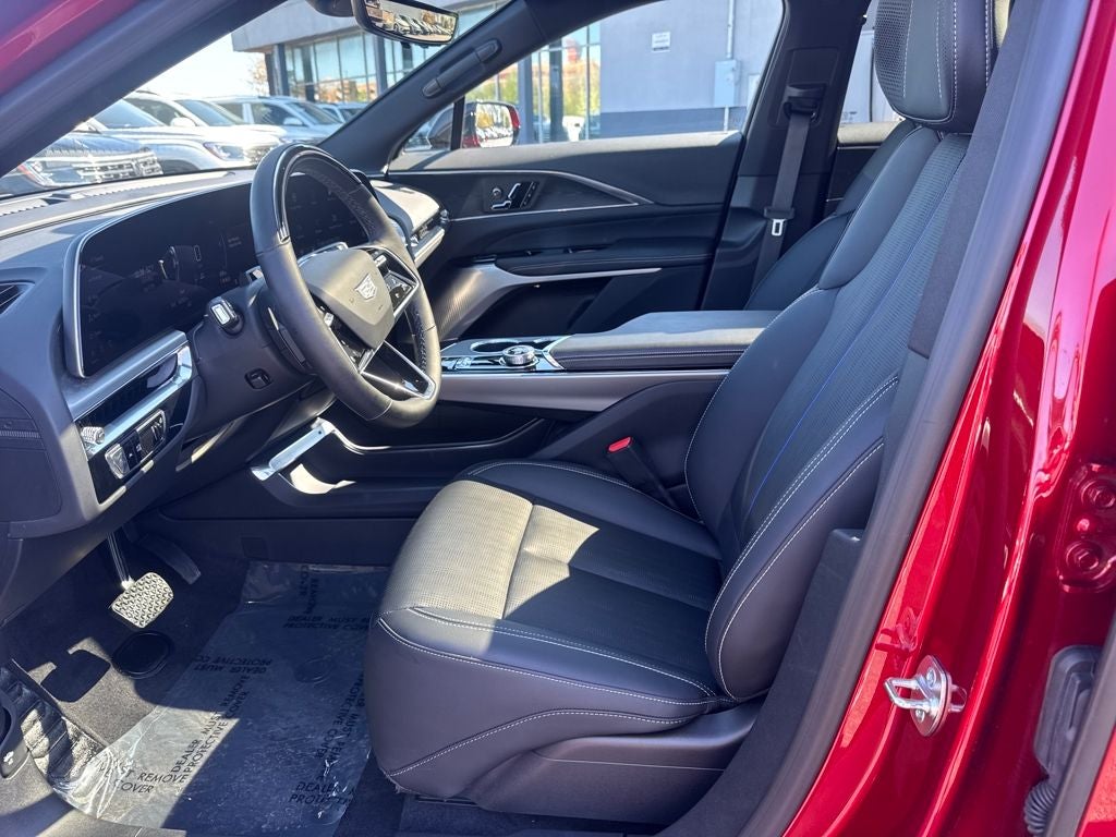 2024 Cadillac LYRIQ Luxury